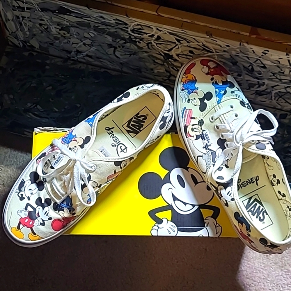 Disney's 90 birthday Mickey Vans shoes. Size10.5 m 12 w